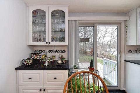 9 Levesque St, Warwick, RI 02886 photo 9