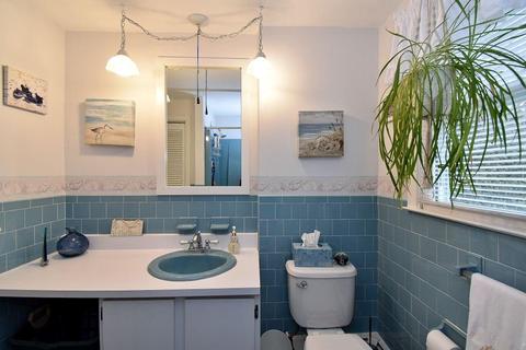 9 Levesque St, Warwick, RI 02886 photo 17