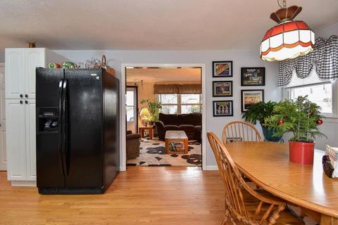 9 Levesque St, Warwick, RI 02886 photo 14