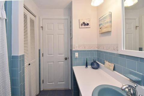 9 Levesque St, Warwick, RI 02886 photo 18