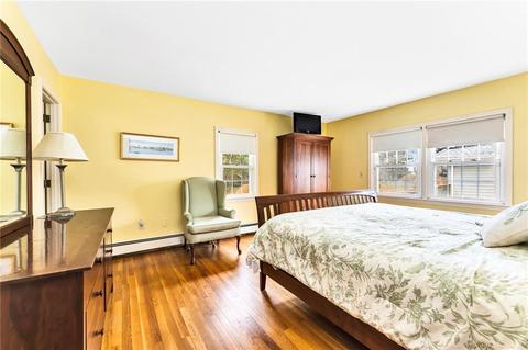 30 Adams Point Rd, Barrington, RI 02806 photo 12