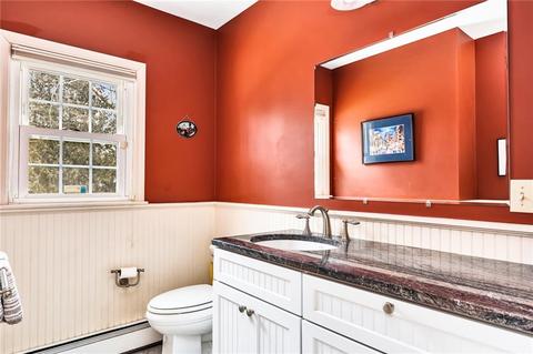 30 Adams Point Rd, Barrington, RI 02806 photo 8