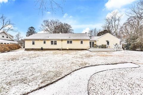 30 Adams Point Rd, Barrington, RI 02806 photo 21