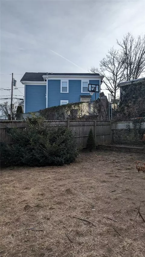 700 Pine St, Central Falls, RI 02863 photo 18