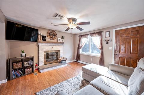 40 Spring Ln, Pascoag, RI 02859 photo 4
