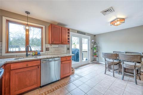 40 Spring Ln, Pascoag, RI 02859 photo 11