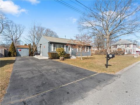 77 Irma Ave, Warwick, RI 02889 photo 16