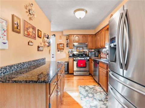 77 Irma Ave, Warwick, RI 02889 photo 5