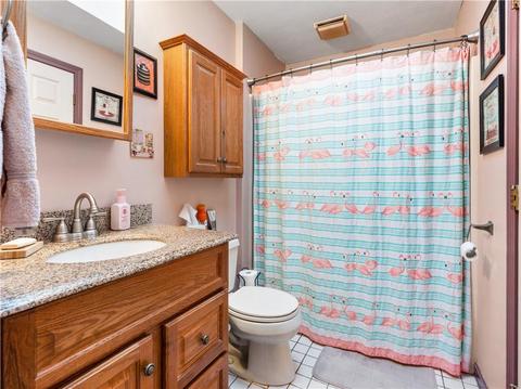 77 Irma Ave, Warwick, RI 02889 photo 9