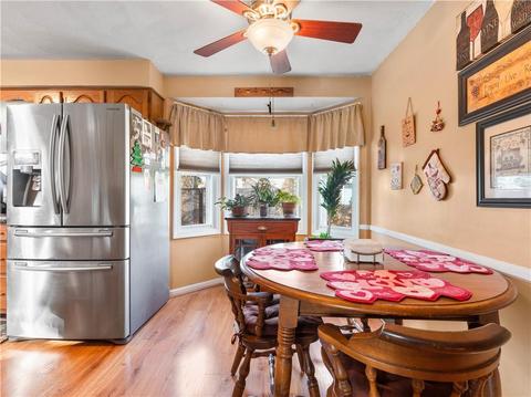 77 Irma Ave, Warwick, RI 02889 photo 4