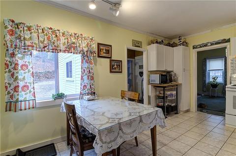 337 Providence St, Warwick, RI 02886 photo 9