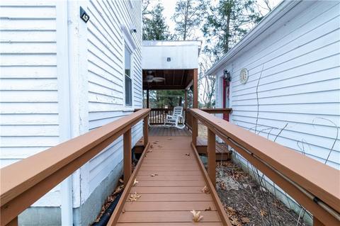 337 Providence St, Warwick, RI 02886 photo 5