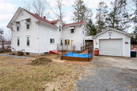 337 Providence St, Warwick, RI 02886 photo 4