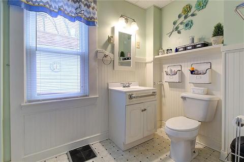 337 Providence St, Warwick, RI 02886 photo 14