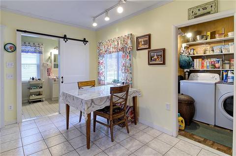 337 Providence St, Warwick, RI 02886 photo 8