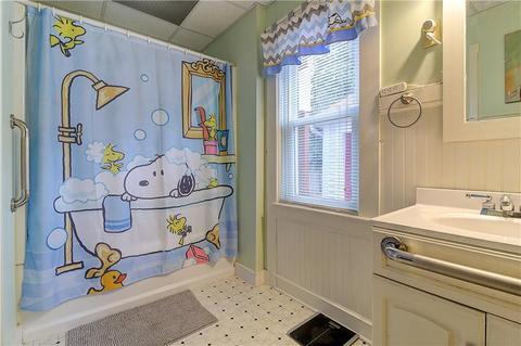 337 Providence St, Warwick, RI 02886 photo 13