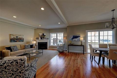 1101 Hunting Hill Dr, Cumberland, RI 02864
