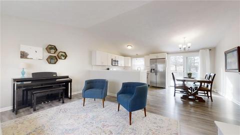 26 Smith St, Warwick, RI 02886 photo 6
