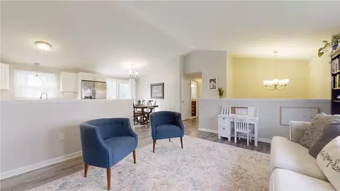 26 Smith St, Warwick, RI 02886 photo 7