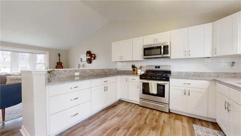 26 Smith St, Warwick, RI 02886 photo 17