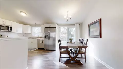 26 Smith St, Warwick, RI 02886 photo 10