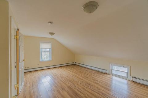 160 River St, Woonsocket, RI 02895 photo 24