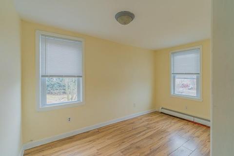 160 River St, Woonsocket, RI 02895 photo 18