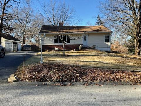 9 Spring Dr, Johnston, RI 02919 photo 2