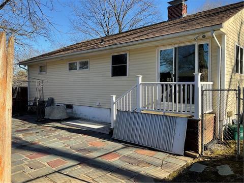 9 Spring Dr, Johnston, RI 02919 photo 5