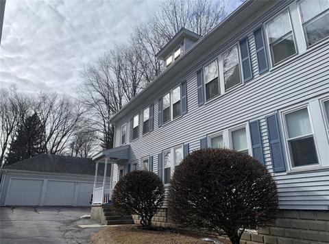 44 Pelletier Ave, Woonsocket, RI 02895 photo 3