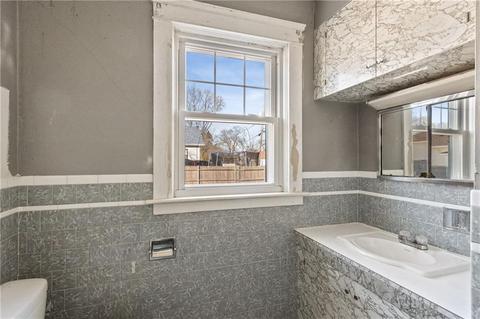 41 Willard St, Warwick, RI 02889 photo 14