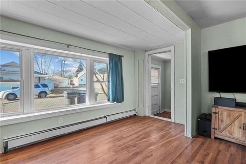 12 Maplewood Ave, Warwick, RI 02889 photo 2