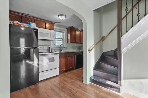 12 Maplewood Ave, Warwick, RI 02889 photo 10