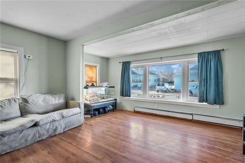 12 Maplewood Ave, Warwick, RI 02889 photo 3