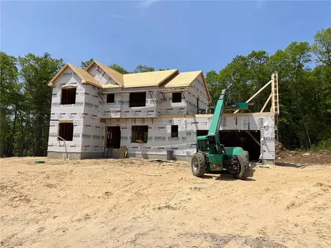 252 E Shore Dr, Coventry, RI 02816 photo 3