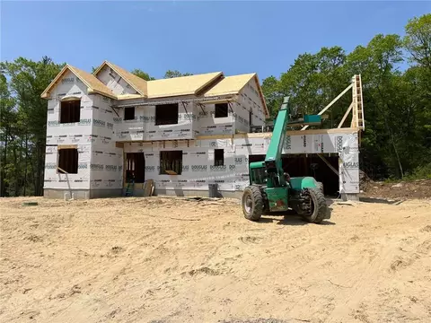 252 E Shore Dr, Coventry, RI 02816 photo 4