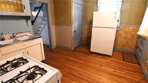 102 Orchard St, Woonsocket, RI 02895 photo 11