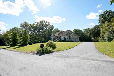 45 E Lantern Rd, Smithfield, RI 02917 photo 4