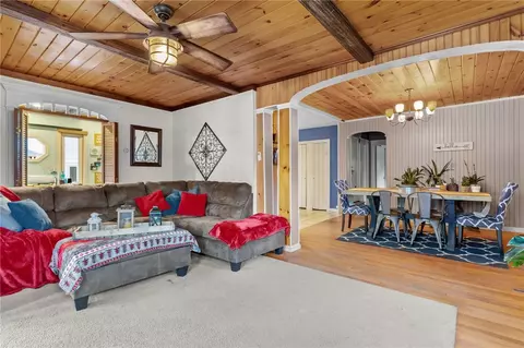 26 Dyer St, Warren, RI 02885 photo 17