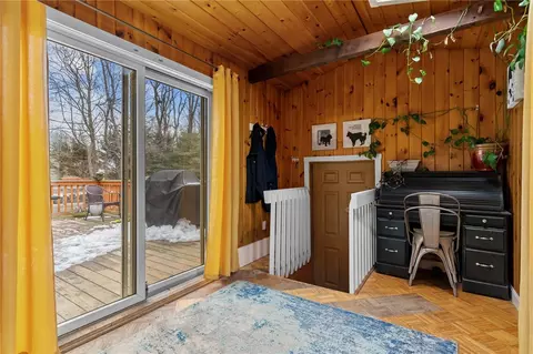 26 Dyer St, Warren, RI 02885 photo 15