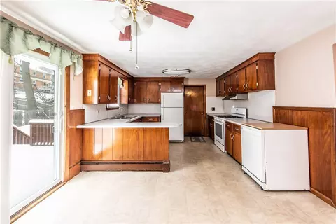 49 Eagle Rd, Cranston, RI 02920 photo 11