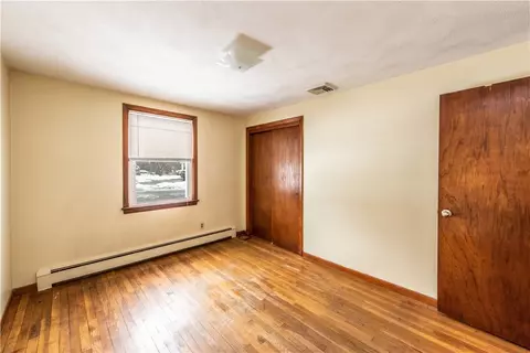 49 Eagle Rd, Cranston, RI 02920 photo 16