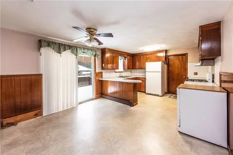 49 Eagle Rd, Cranston, RI 02920 photo 10