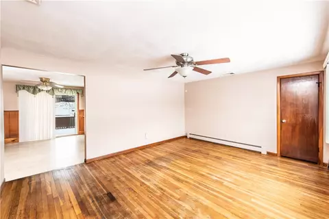49 Eagle Rd, Cranston, RI 02920 photo 8