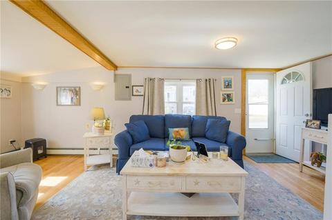 172 Ryan Ave, Warwick, RI 02889 photo 1