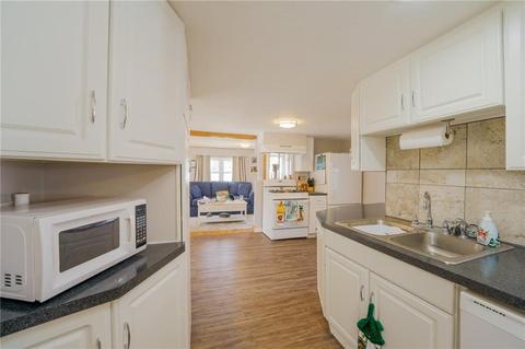 172 Ryan Ave, Warwick, RI 02889 photo 4