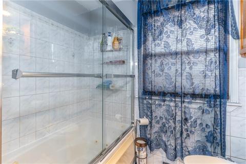 25 Ellsworth St, Warwick, RI 02886 photo 16