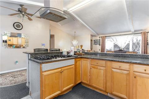 25 Ellsworth St, Warwick, RI 02886 photo 7