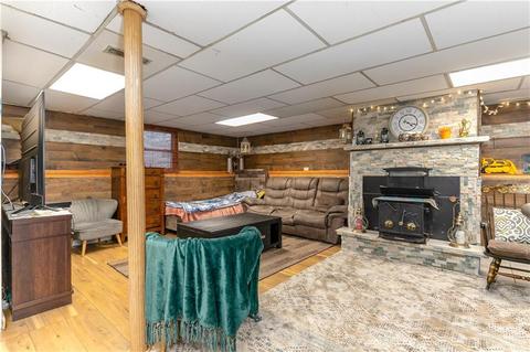 25 Ellsworth St, Warwick, RI 02886 photo 23