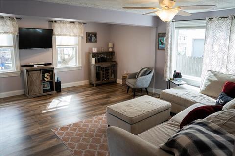 153 Northup St, Warwick, RI 02889 photo 5